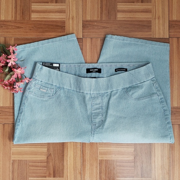 NINE WEST HEIDI pull on skimmer - Picture 2 of 4